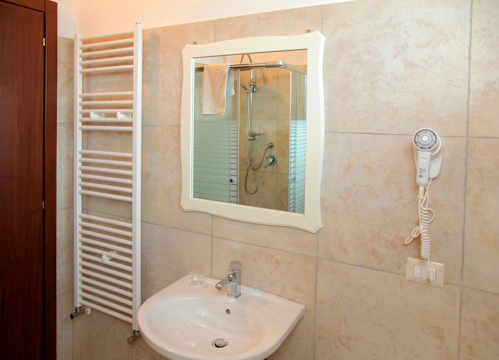 La Massaria Agriresort Orta Nova Bagian luar foto